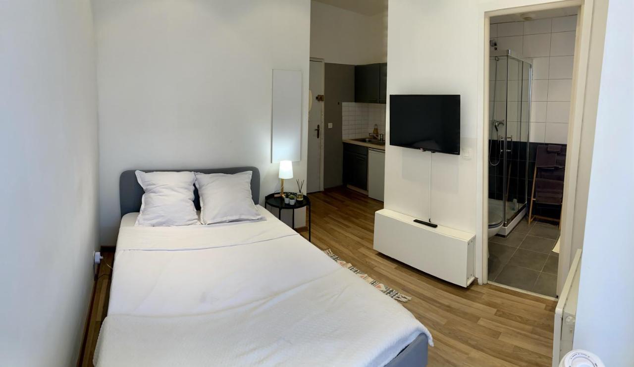 Studio cosy refait à neuf, centre-ville Nizza Esterno foto